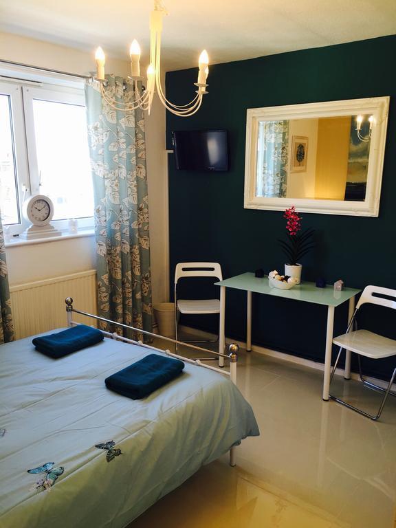 Pakenham Rooms ロンドン 部屋 写真